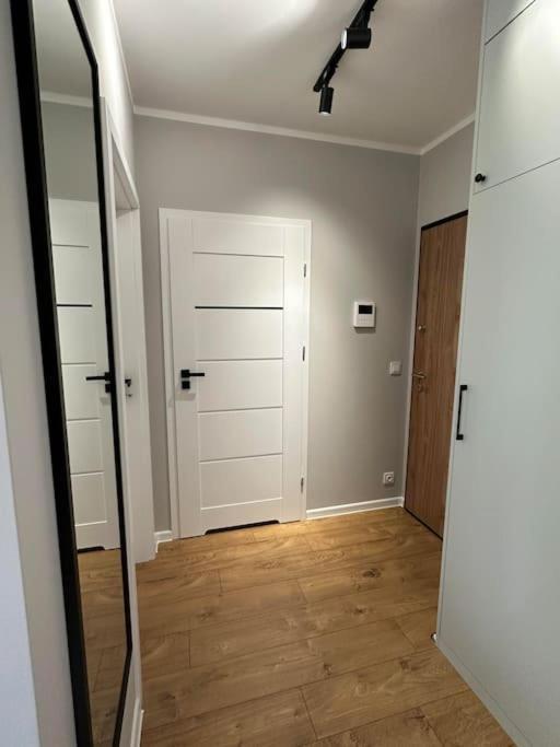 Apartmán Project Comfort Lazurowa 15A/85 Blisko Jednostki Wat Warszawa Exteriér fotografie