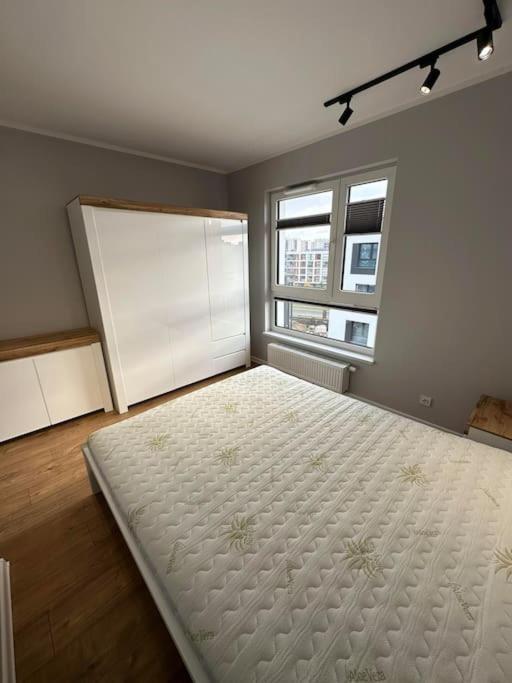 Apartmán Project Comfort Lazurowa 15A/85 Blisko Jednostki Wat Warszawa Exteriér fotografie